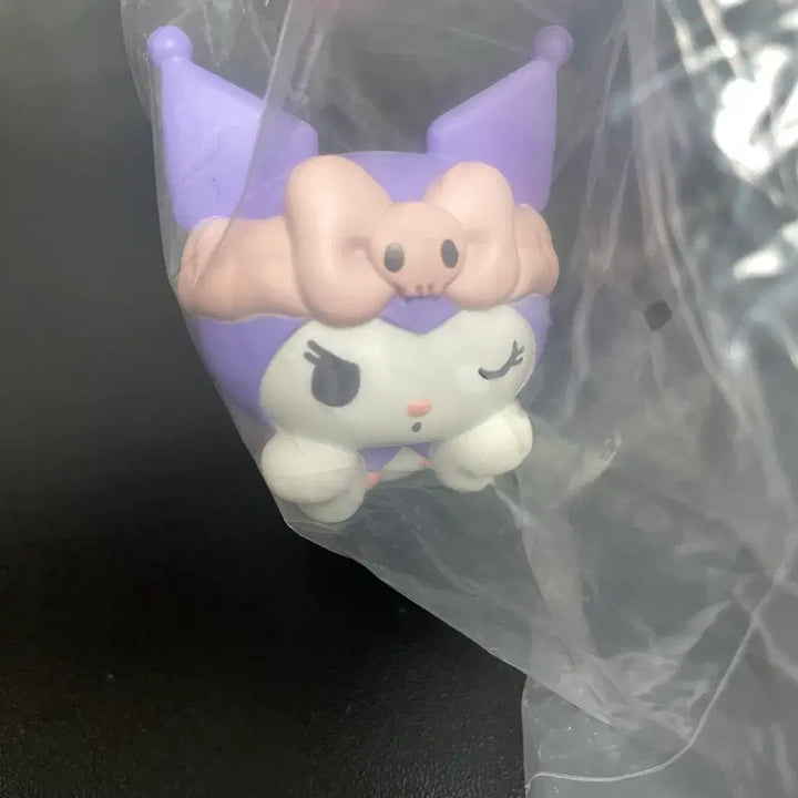 [BUNJANG] Kuromi Sofubi Figure / 쿠로미 소프비 피규어 산리오