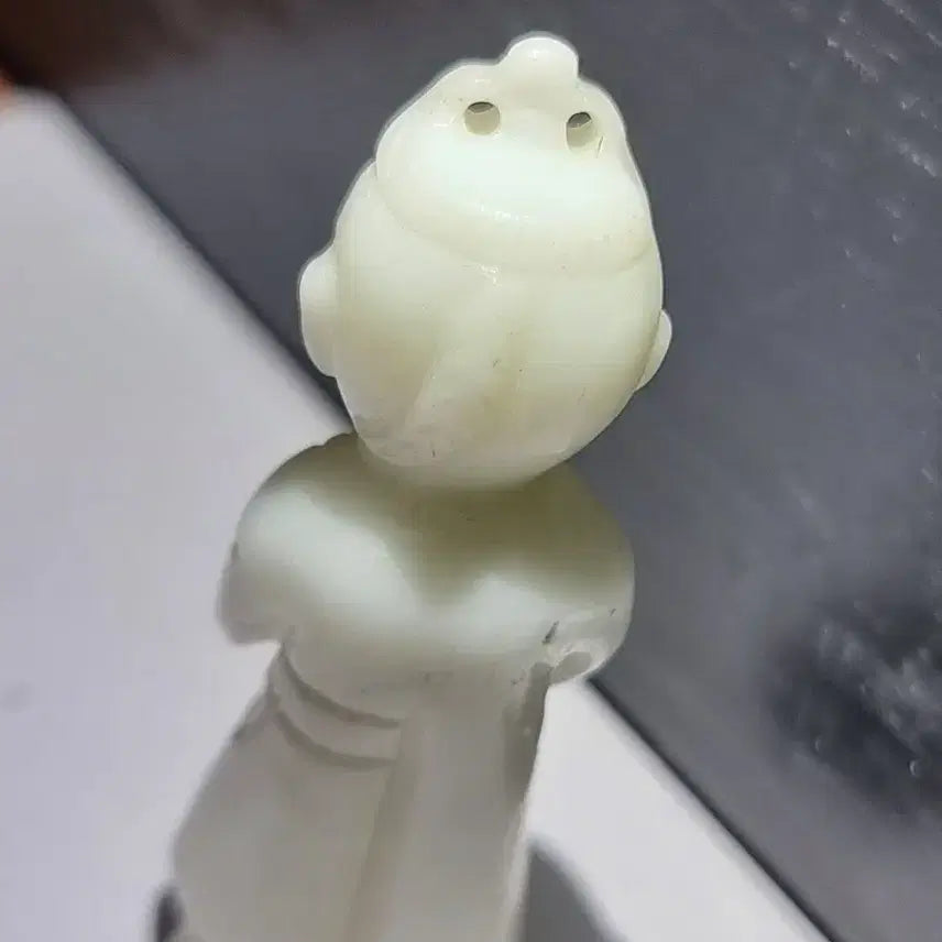 [BUNJANG] White Jade Figure Sculpture with Age / 30만원 이상 구매시 선물로 한 점 드립니다^^  세월감이 존재하는 백옥 인물상 조각품