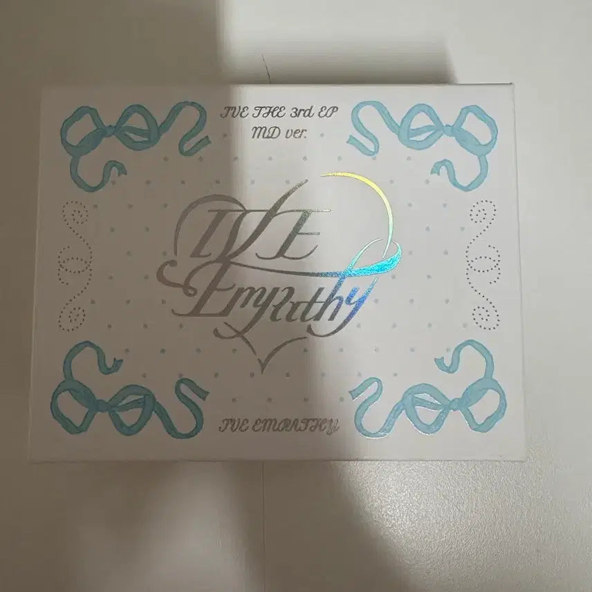[BUNJANG] IVE Wallet Album With Leeseo Photocard / 아이브 지갑 앨범