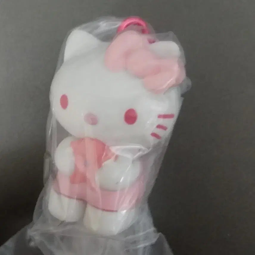 [BUNJANG] Sanrio Cherry Blossom Gacha Kitty - Sealed / 산리오 벚꽃 가챠 키티 미개봉