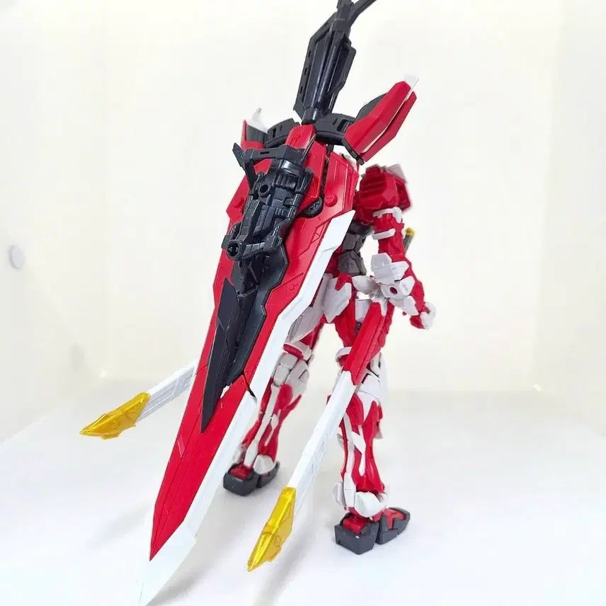 [BUNJANG] Bandai MG Gundam Astray Red Frame Kai Assembled Model / 반다이 MG 건담 아스트레이 레드프레임 카이 가조립