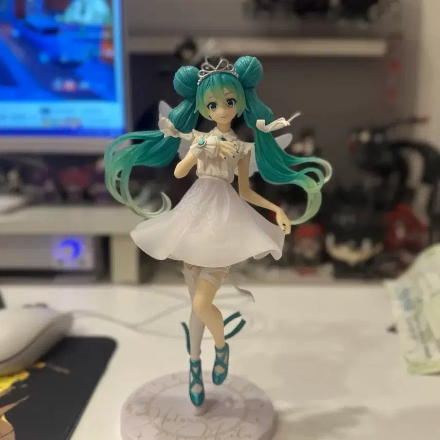 [BUNJANG] Hatsune Miku 15th Anniversary Sega Kei Figure / 하츠네미쿠 15주년 세가 케이 kei 피규어