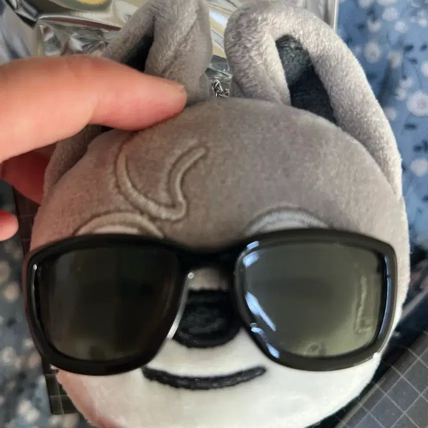 [BUNJANG] Stray Kids SKZOO Wolf Chan Sunglass Face Keyring Japan Goods / 스트레이키즈 스키주 울프찬 페이스키링 선글라스 일본 굿즈
