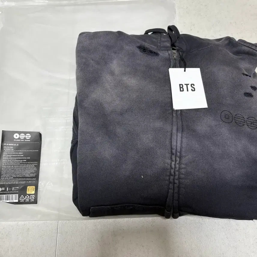 [BUNJANG] BTS Arirang Hoodie Charcoal S / 방탄 아리랑 굿즈 후드 집업 차콜 S size 미사용 양도