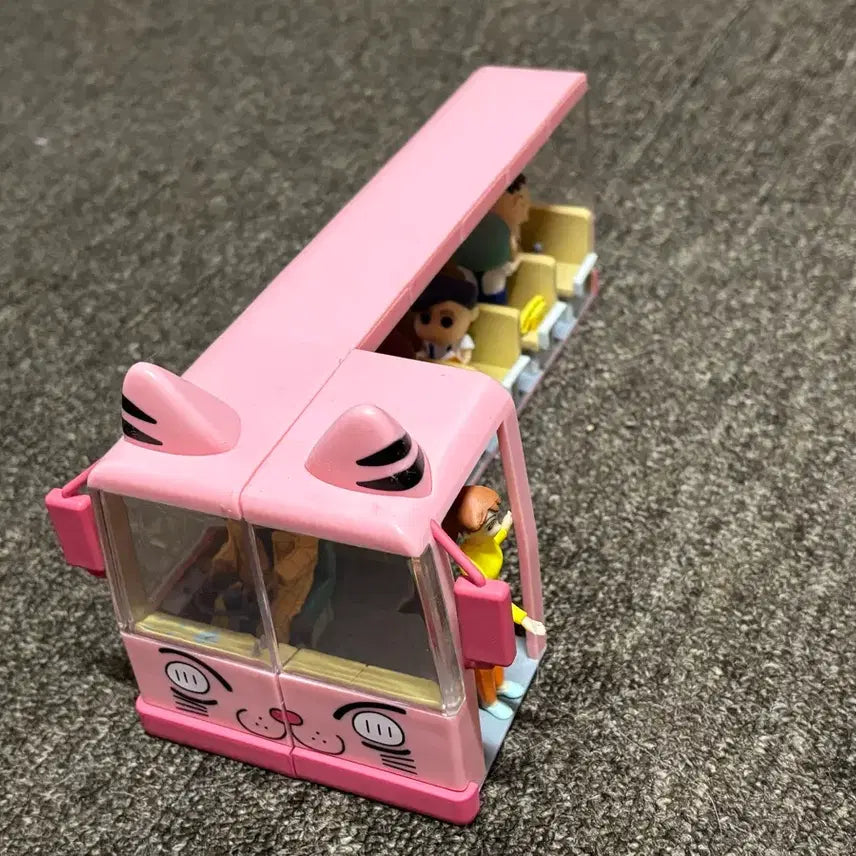 [BUNJANG] Crayon Shin-chan Kindergarten Bus Full Set Toy / 짱구유치원 버스 풀셋판매