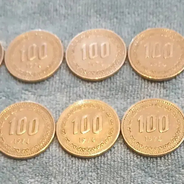 [BUNJANG] 1974 100 Won Coin Bundle Set (10 Coins) / 1974년 100원 10개 일괄