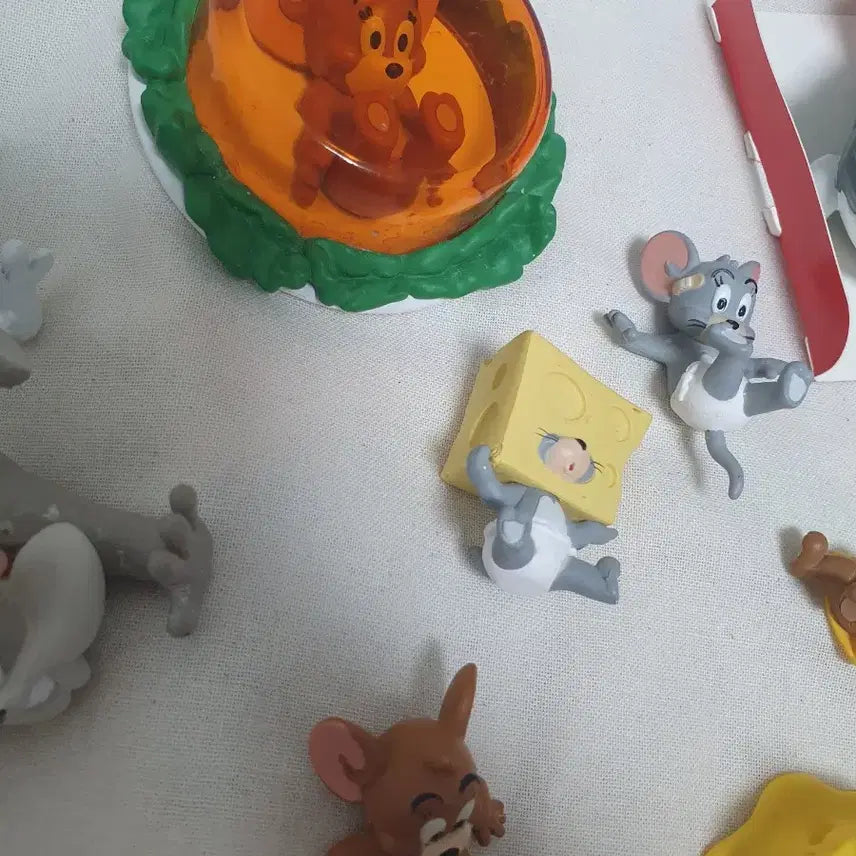 [BUNJANG] Tom and Jerry Figure Set Bundle / 톰과제리 피규어 세트 일괄