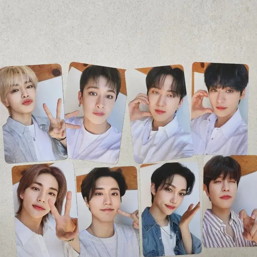 [BUNJANG] Stray Kids Nacific Photocard 8 Types Set Beige / 스트레이키즈 네시픽 포토카드 8종세트 베이지