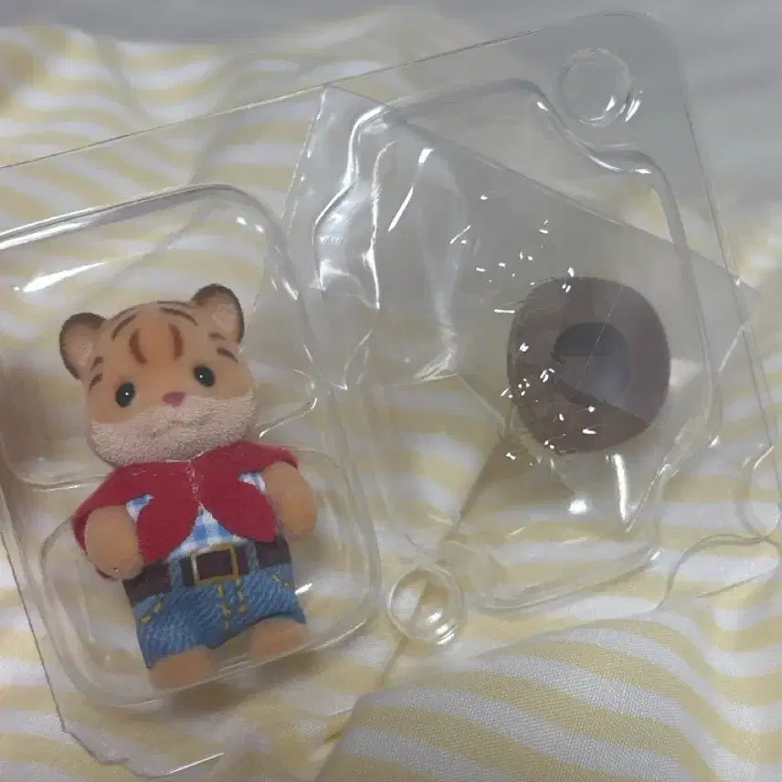 [BUNJANG] Sylvanian Families Baby Tiger Sealed Blind Bag / 실바니안 아기 호랑이 미개봉