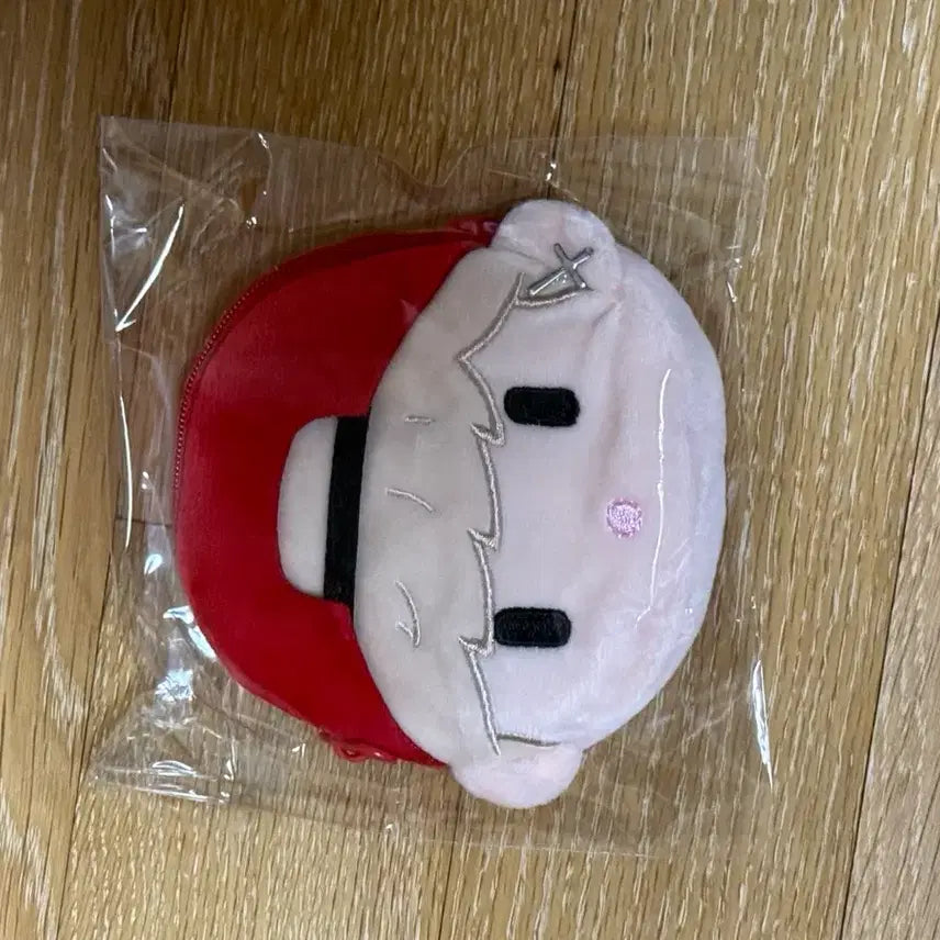 [BUNJANG] G-Dragon x PEACEMINUSONE Popup Face Pouch Keychain (Sealed) / 새상품) 지드래곤 팝업 페이스 파우치 키링 미개봉