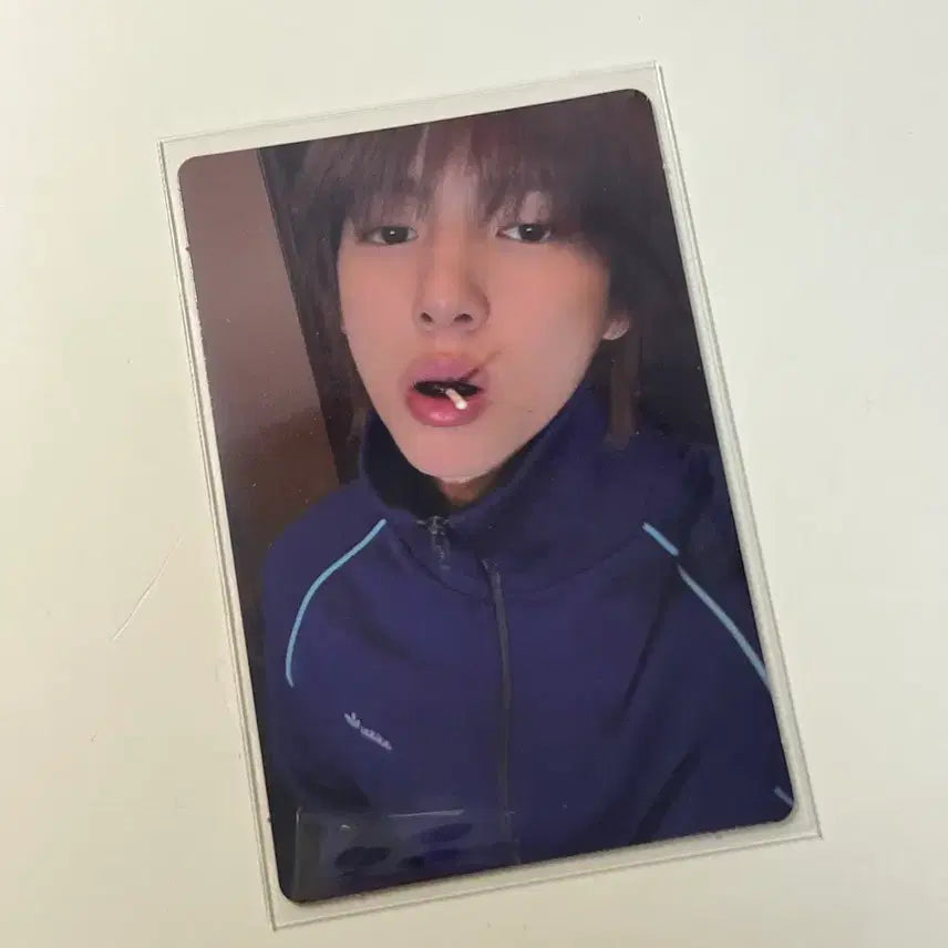 [BUNJANG] VERIVERY Hoyoung Green Green Weverse Photocard / 코르티스 주훈 포카 양도