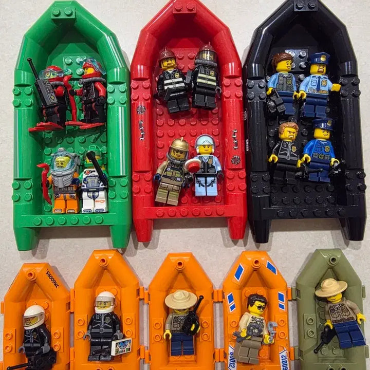 [BUNJANG] LEGO City &amp; Seasonal Minifigure Bundle Set / 레고 시티 &amp; 시즌 미피 일괄 판매