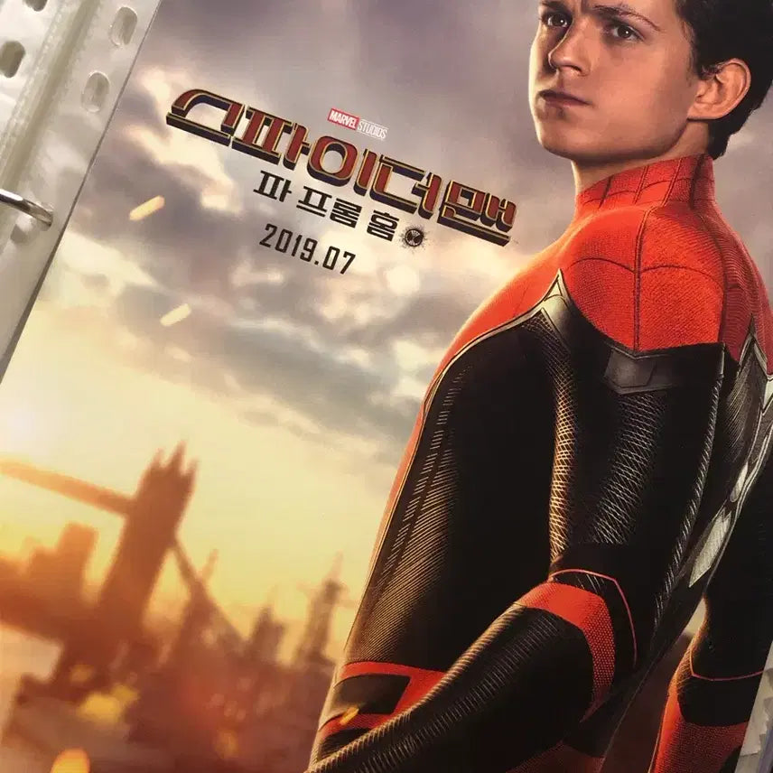 [BUNJANG] Spider-Man: Far From Home Promotional Flyer Set (2 pcs) / 2장 일괄) 스파이더맨 파 프롬 홈 전단지 포스터 톰홀랜드 마블