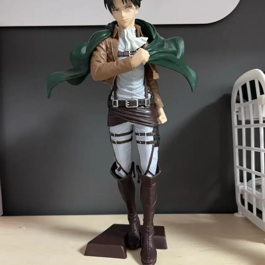 [BUNJANG] Grandista Attack on Titan Levi Ackerman Figure / 그란디스타 진격의거인 리바이 피규어