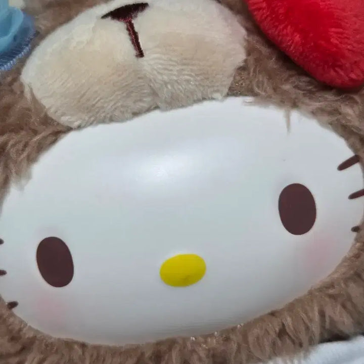 [BUNJANG] Sanrio Hello Kitty Afternoon Tea Keyring / 탑토이 헬로키티 애프터눈티 키링 양도합니다. 헬로키티 키링. 키티 인형키링.