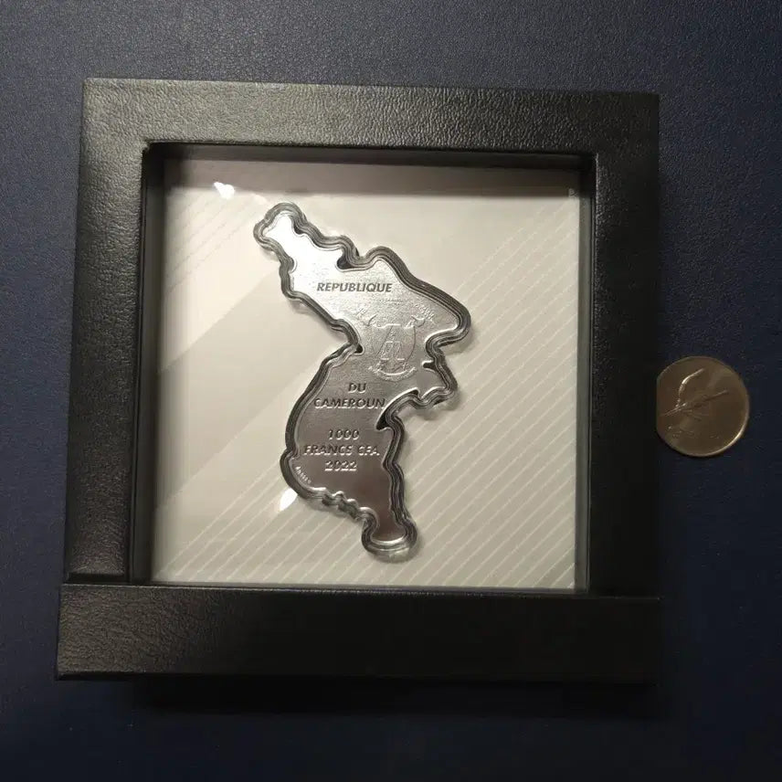 [BUNJANG] 2022 Cameroon Limited Edition 600 pcs Korean Peninsula Map Silver Coin / 600개한정판 2022년 카메룬 경제개발 한반도지도모양은화 수집용