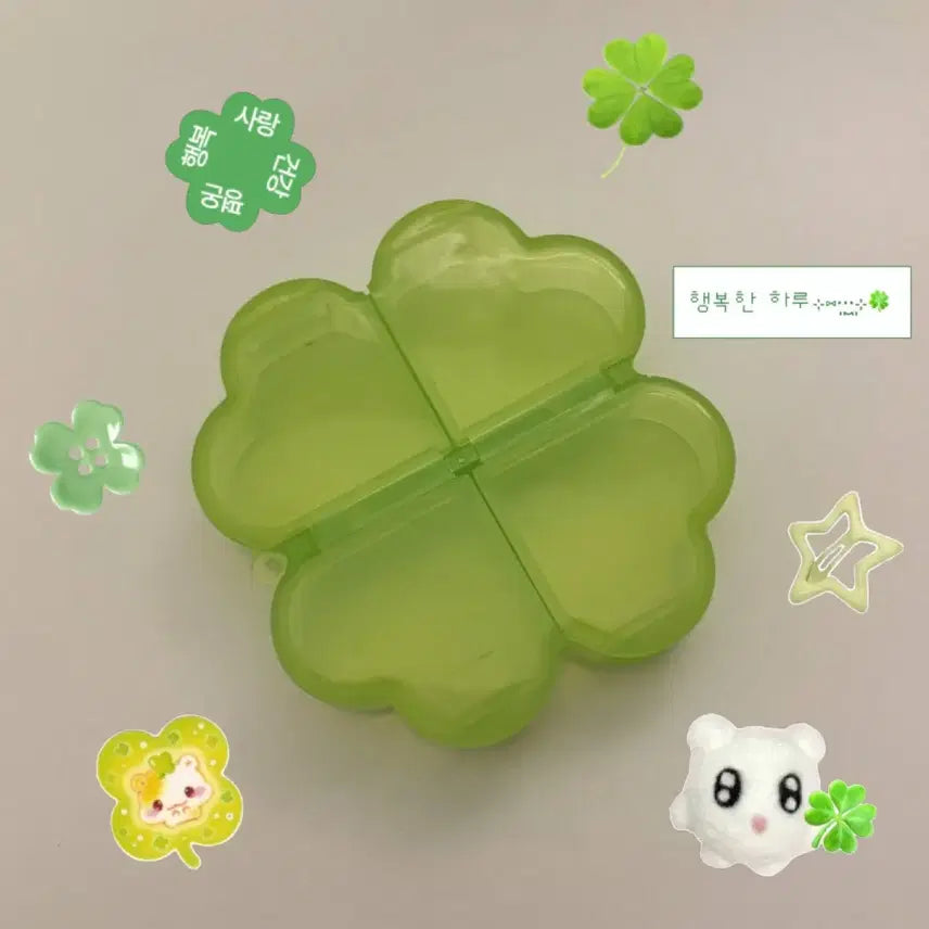 [BUNJANG] Four Leaf Clover Storage Container Pill Box / 럭키 행운 네잎클로버 수납통 알약통