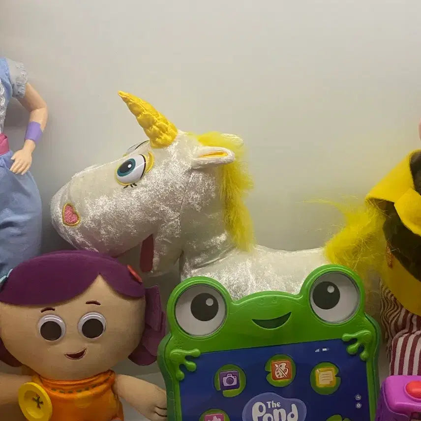 [BUNJANG] Thinkway Toy Story Buttercup Plush / 토이스토리 씽크웨이 버터컵 인형