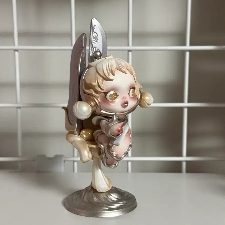 [BUNJANG] Skullpanda Forbidden Feast Series Dining Knife Doll / 스컬판다 만찬의 서막 식사용 나이프 인형