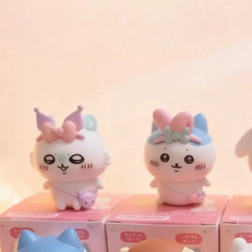 [BUNJANG] Cheekawa Sanrio Collaboration Secret Mascot Mini Figures Bundle Set / 일괄)먼작귀 치이카와 시크릿 마스코트 산리오 미니 피규어 하치와레 모몽가