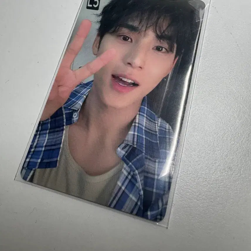 [BUNJANG] SEVENTEEN Mingyu Right Here Tokyo Exclusive Weverse Photocard / 세븐틴 민규 right here 도쿄 회장한정 위버스