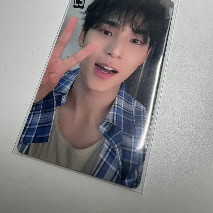 [BUNJANG] SEVENTEEN Mingyu Right Here Tokyo Exclusive Weverse Photocard / 세븐틴 민규 right here 도쿄 회장한정 위버스