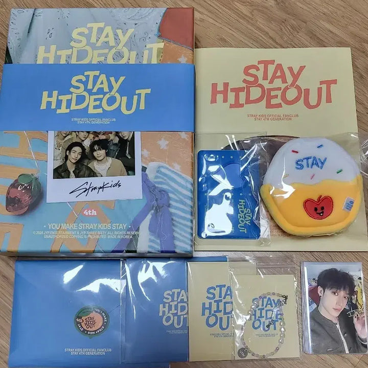 [BUNJANG] Stray Kids 4th Generation Fanclub Kit STAY HIDEOUT / 스트레이키즈 스키즈 4기 팬클럽 키트 STAY HIDEOUT