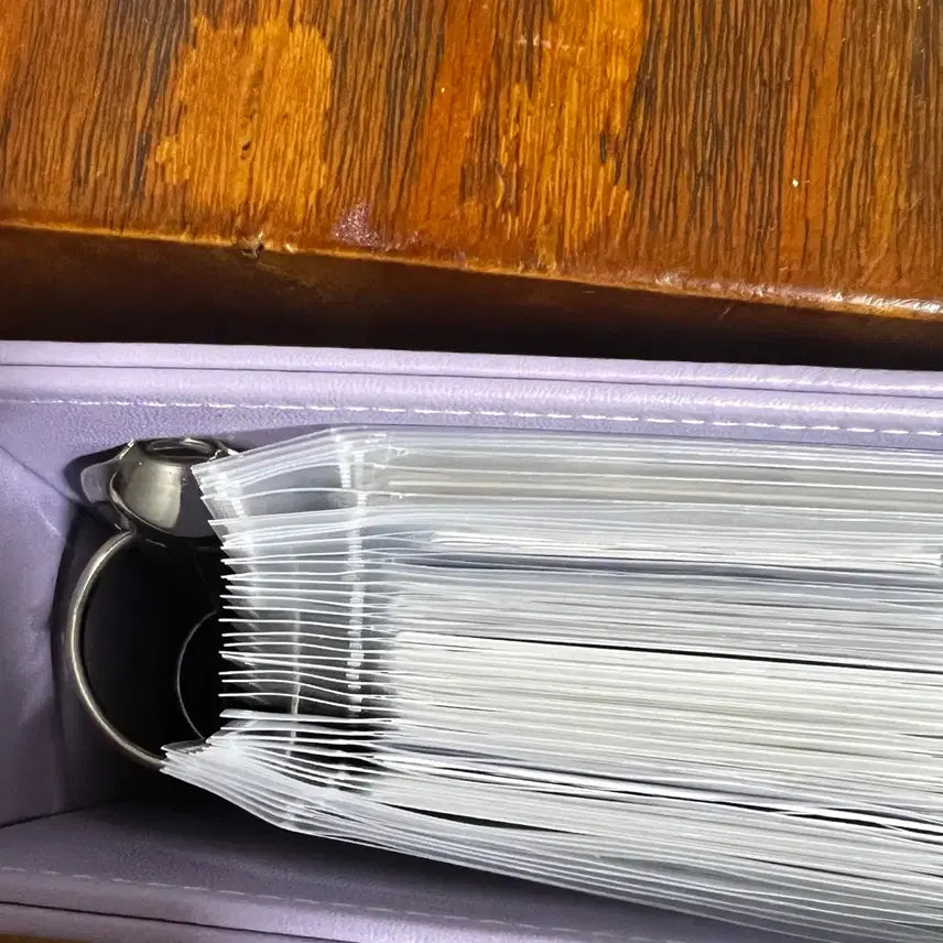 [BUNJANG] A4 Binder with 9-Pocket &amp; Live Ticket Sleeves / A4 사이즈 바인더 파샷츠 라이브티켓