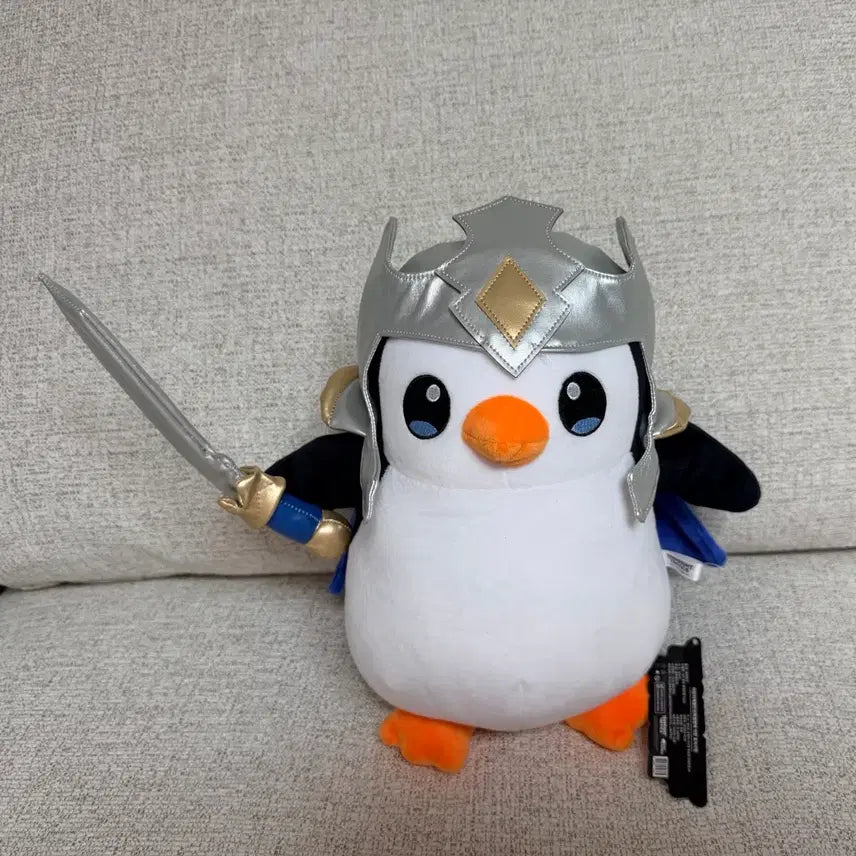 [BUNJANG] TFT Penguin Medium Plush 30cm / 정품 TFT 펭구 30cm 중형 인형
