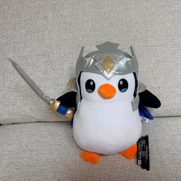 [BUNJANG] TFT Penguin Medium Plush 30cm / 정품 TFT 펭구 30cm 중형 인형