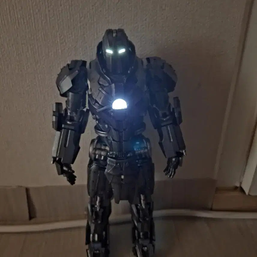 [BUNJANG] Iron Man Whiplash Mark 2 Figure / 아이언맨 위플래쉬 마크2 피규어 판매