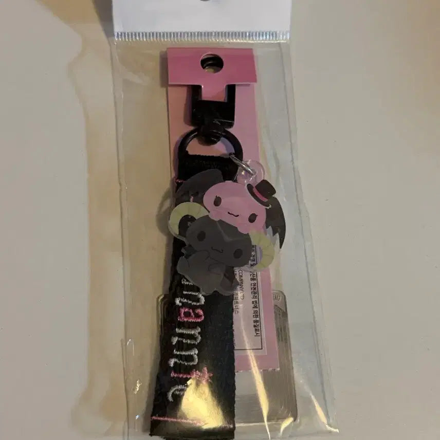 [BUNJANG] Sanrio Lollic) K/D/A Akali | K/DA ALL OUT | Limited Edition | Acrylic Standee / 산리오 롤로매닉 키홀더