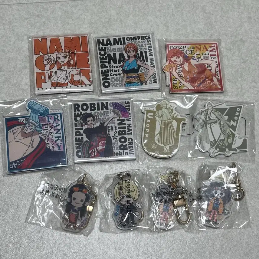 [BUNJANG] One Piece Magnet &amp; Acrylic Keychain Bundle Set (Sealed) / 원피스 마그넷, 키링 일괄