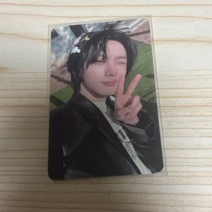 [BUNJANG] BOYNEXTDOOR Sungho How? Soundwave Lucky Draw Photocard / 보이넥스트도어 보넥도 성호 how? 사웨 럭드 포카