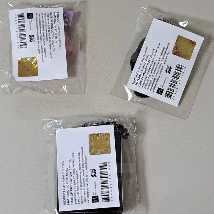 [BUNJANG] N.Flying 10th Anniversary Popup Kim Jaehyun Keyring Set (3 Types) / 엔플라잉 10주년 팝업 김재현 키링 3종 세트