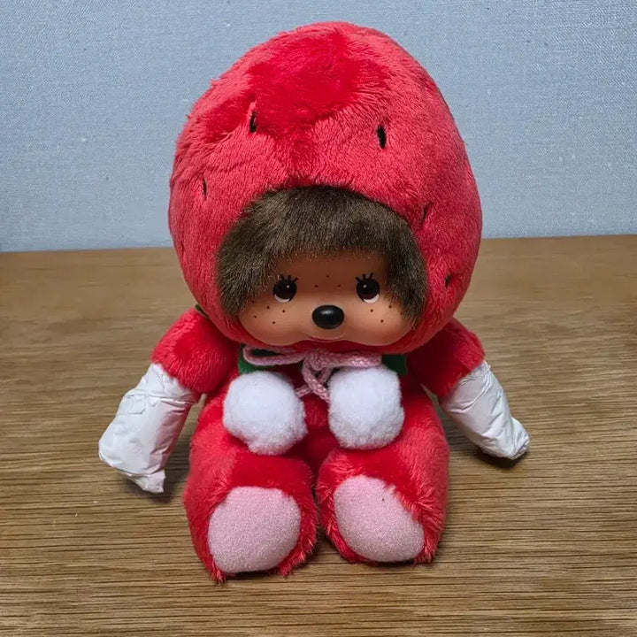 [BUNJANG] Strawberry Monchhichi Plush - New / 새상품)딸기 몬치치 누이 판매