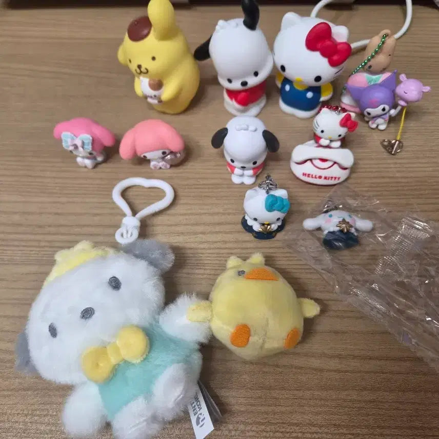 [BUNJANG] Sanrio Characters Figure Bundle Set / 산리오 피규어 일괄