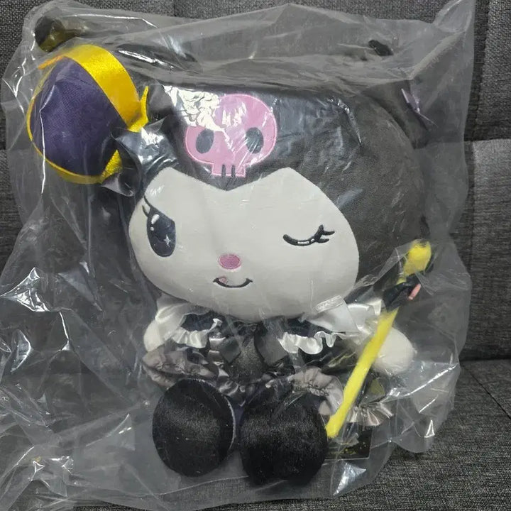 [BUNJANG] Sanrio Kuromi 20th Anniversary Kuji A Prize Kuromi Doll (Sealed) / [미개봉]산리오 쿠로미 20주년 기념 쿠지 A상 쿠로미 인형