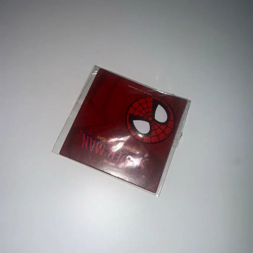 [BUNJANG] Lotte Cinema Spider-Man Special Edition Pin Badge / 롯데시네마 스파이더맨 특전 핀뱃지