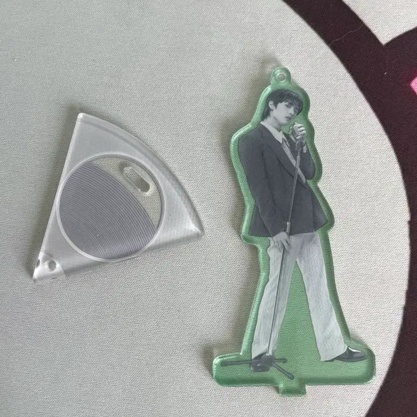 [BUNJANG] Taesan Acrylic Stand / 태산 아크릴 스탠드
