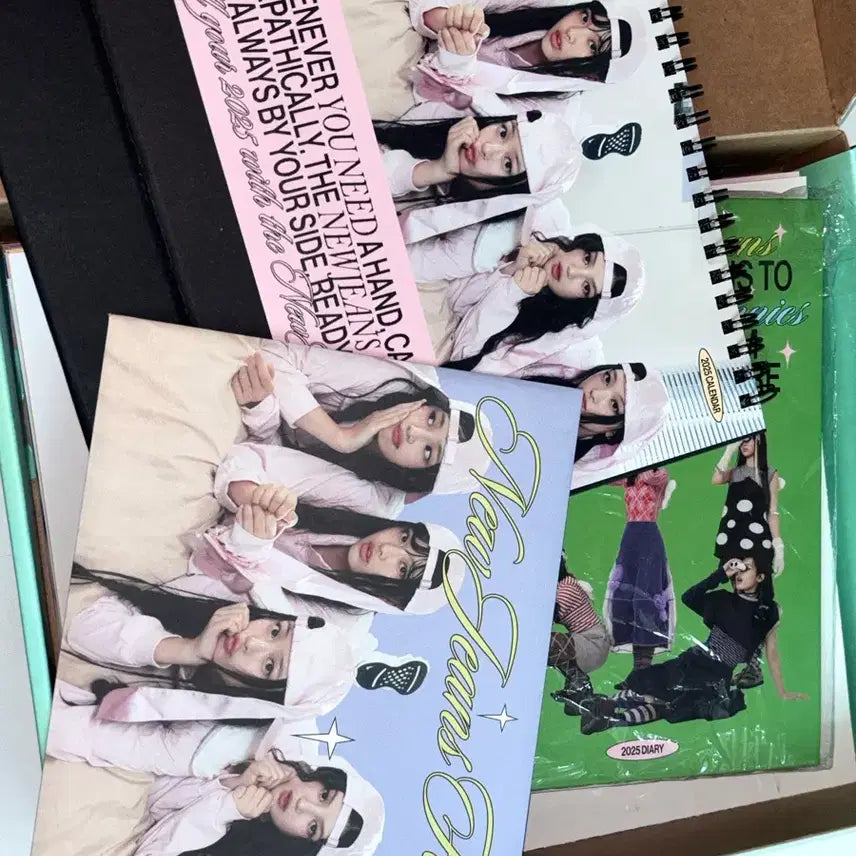 [BUNJANG] NewJeans 2025 Season&