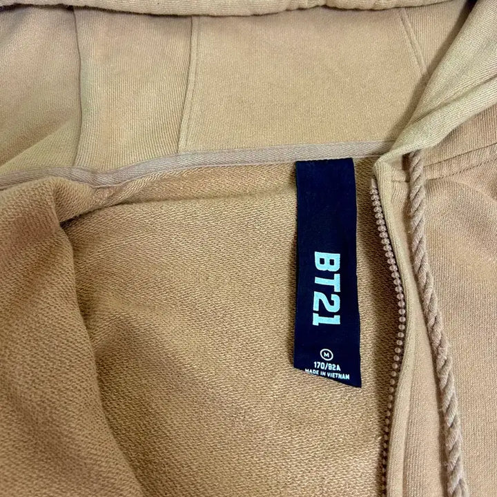 [BUNJANG] BT21 Shooky Hooded Zip-Up Jacket Size M / BT21 슈키 후드집업 양도