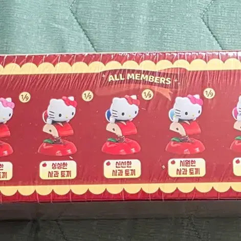 [BUNJANG] Sanrio Hello Kitty Apple Bunny Series Figure (18pc Box) / 정품 산리오 헬로 키티 사과토끼 시리즈 피규어 미개봉 인박스(18개입)판매합니다