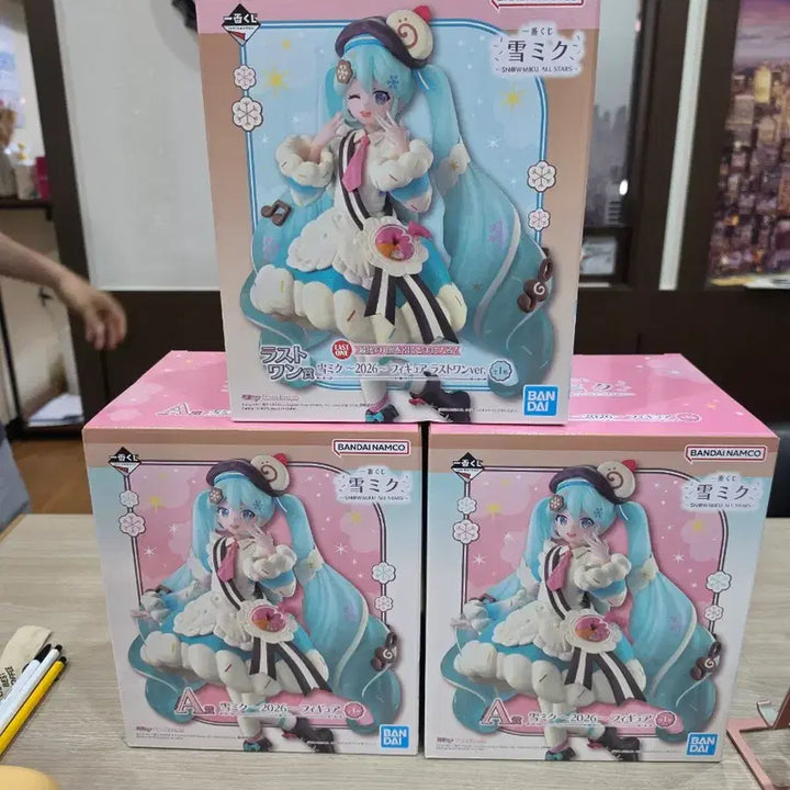 [BUNJANG] Ichiban Kuji Hatsune Miku 2026 Snow Fairy Figure Full Set + Bonus Mini Figure / 제일복권  미쿠 2026 피규어 전종품 + 미니 피규어까지 증정