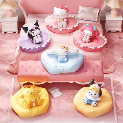 [BUNJANG] Sanrio Hello Kitty Soft Cushion Gachapon Figure / (헬로키티) 산리오 소프트 쿠션 피규어 가챠
