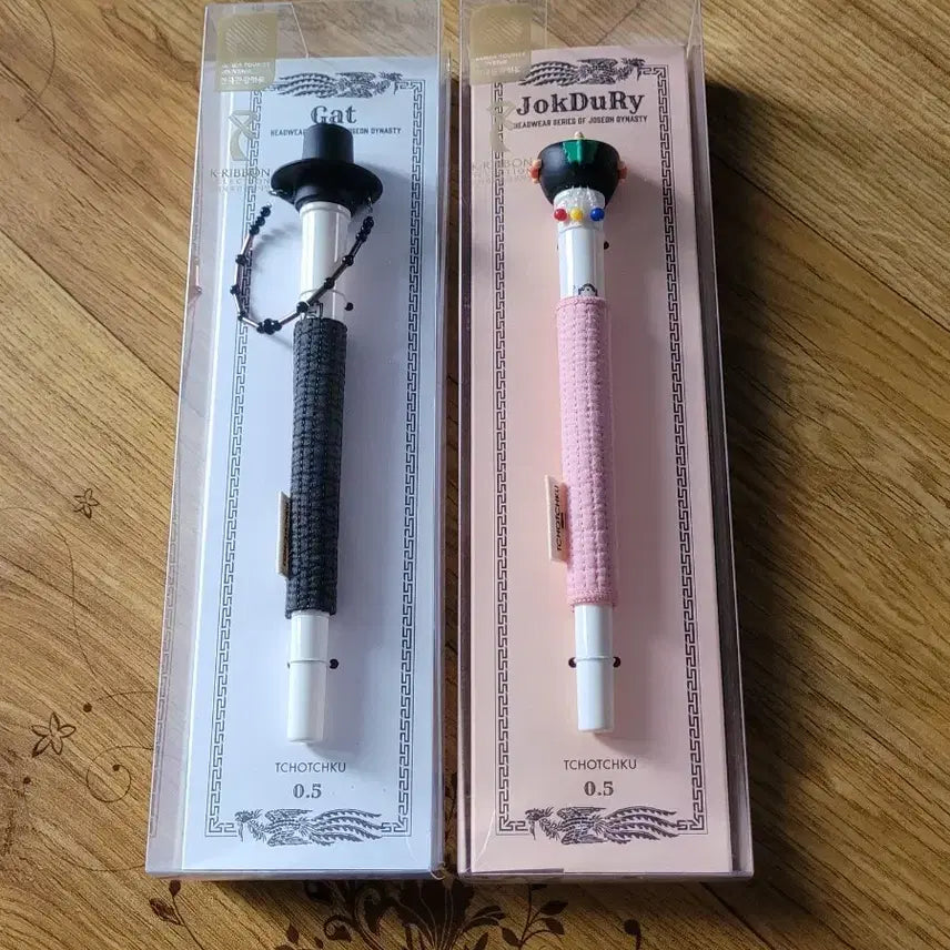 [BUNJANG] National Museum of Korea God-string and Jokduri Ballpoint Pens Set / 2개일괄)갓볼펜 국립중앙박물관 뮷즈굿즈 갓끈볼펜 족두리볼펜 국중박굿즈 선물