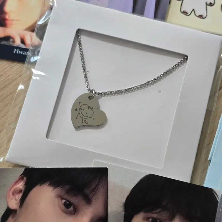[BUNJANG] Hwang Min Hyun Birthday &amp; Discharge Commemorative Bundle / 황민현 이벤트 카페 굿즈 일괄 2025  2026 생일 전역기념 등