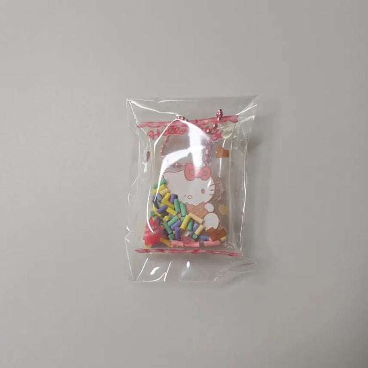 [BUNJANG] Sanrio Hello Kitty Check Chocolate Candy Keyring / (체크 초콜릿 헬로키티) 산리오 랜덤 캔디 키링