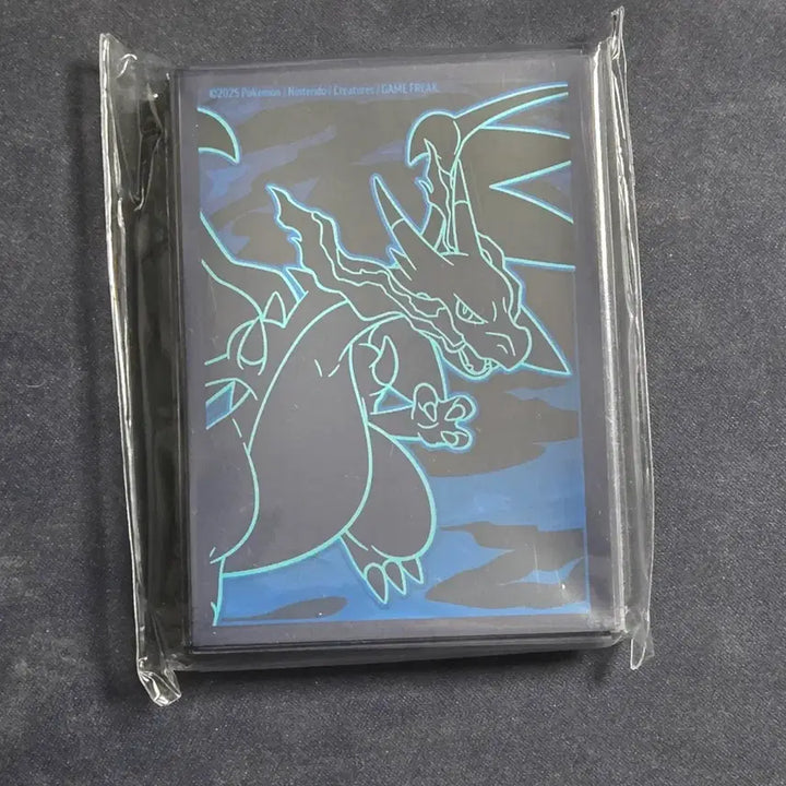 [BUNJANG] Pokemon North America Charizard UPC Sleeves Sealed / [포켓몬 카드]북미 리자몽upc 슬리브 미개봉
