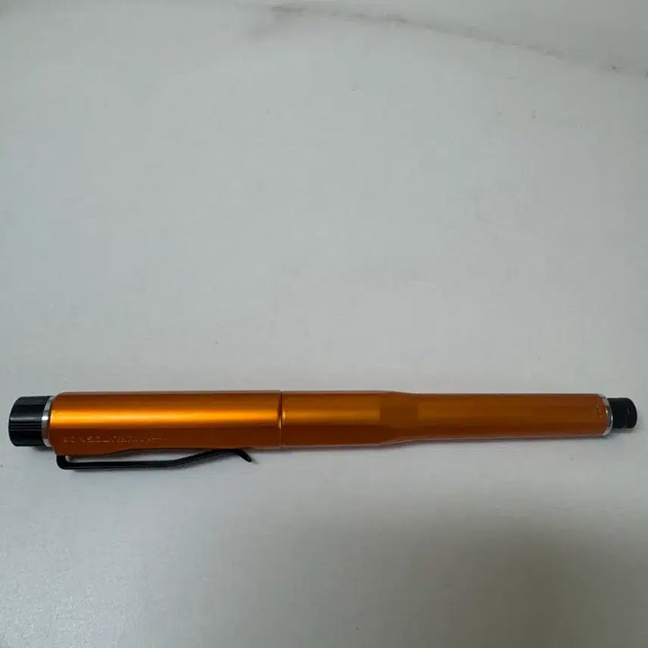 [BUNJANG] Uni Kuru Toga Dive Twilight Orange Mechanical Pencil / 유나큐루토가 다이브 트와일라잇 오렌지